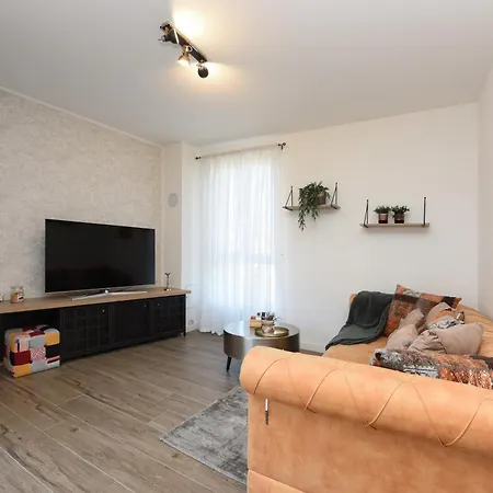 Feel Good & * זאדאר