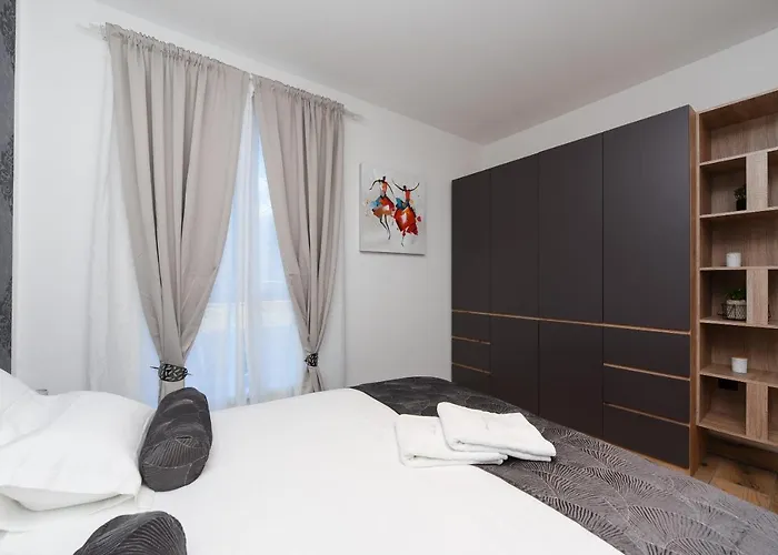 Feel Good & זאדאר