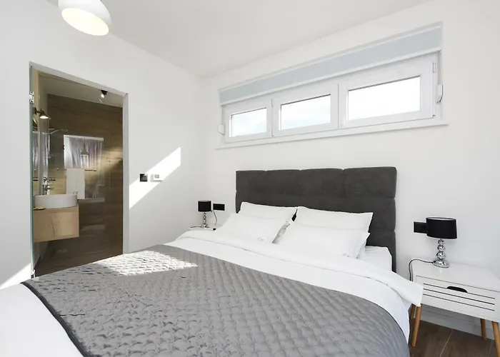 דירה Feel Good & זאדאר