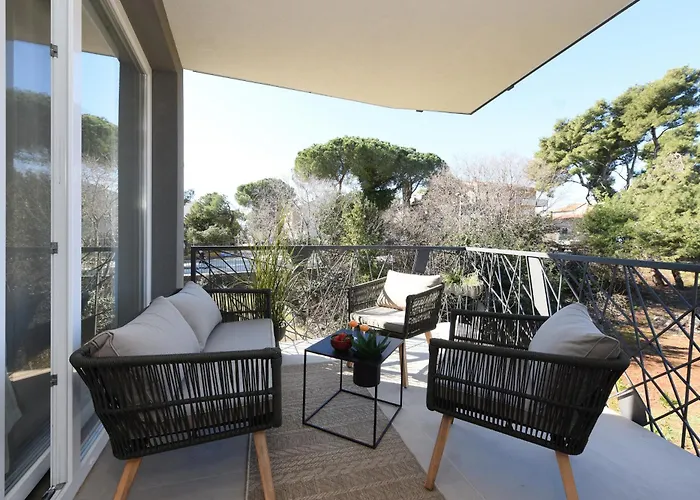 Feel Good & זאדאר