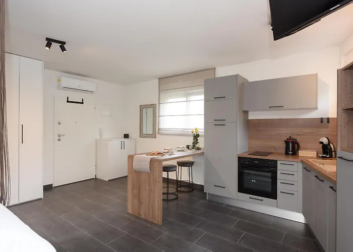 Feel Good & דירה *