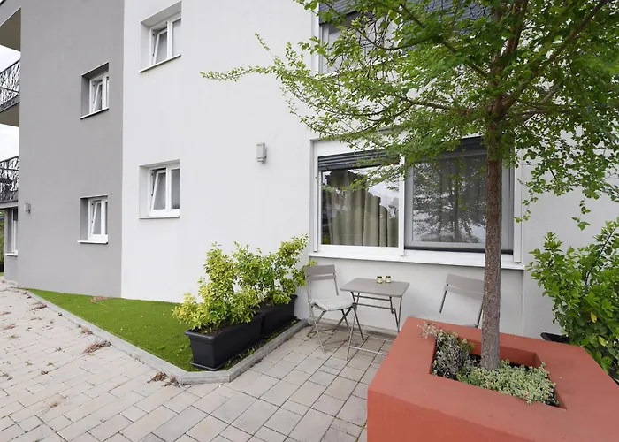 Feel Good & דירה זאדאר